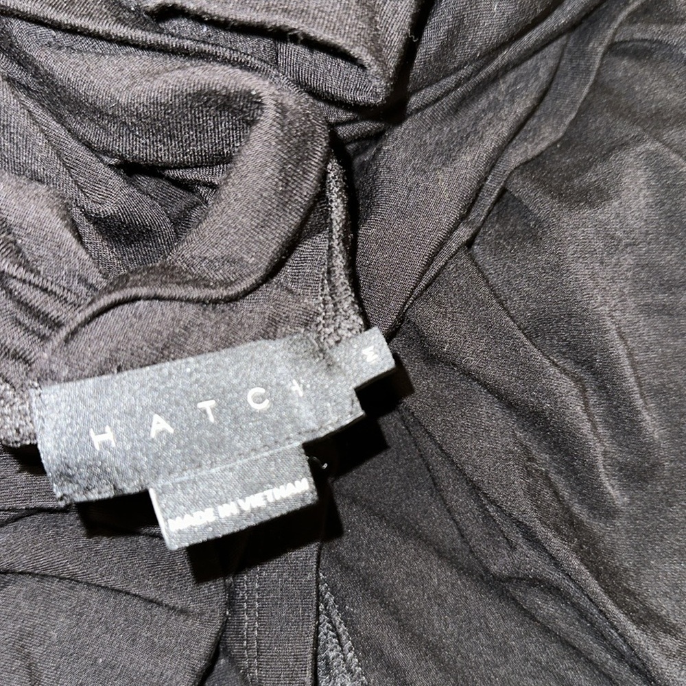 Hatch Maternity the visitor top V-Neck Long Sleeve black tencel M - Picture 3 of 3